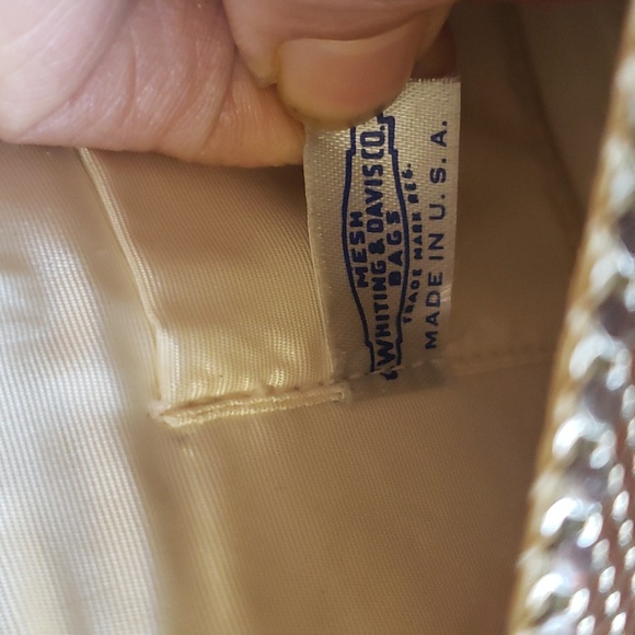 Vintage "Mesh Whiting & Davis Co. Bags" label, Indicating a U.S. made Mesh Purse - Picture 9 of 14